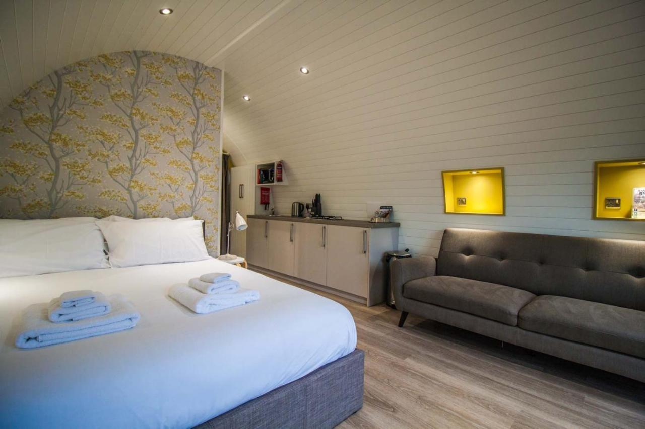 High Oaks Grange - Glamping Hotell Pickering Exteriör bild